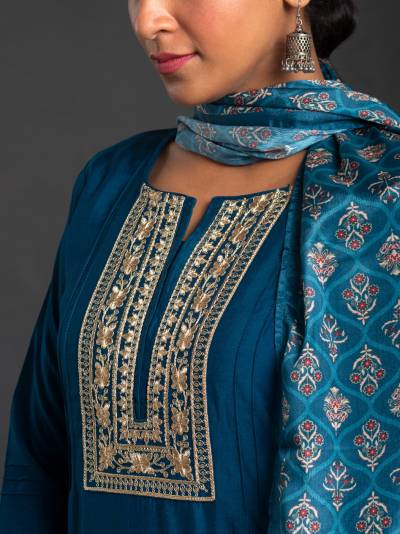 BLUE ETHNIC STRAIGHT FIT KURTA DUPATTA SET