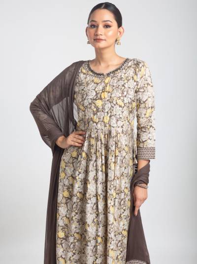 ASH BROWN VINTAGE FLORAL DESIGN KURTA PANT DUPATTA SET