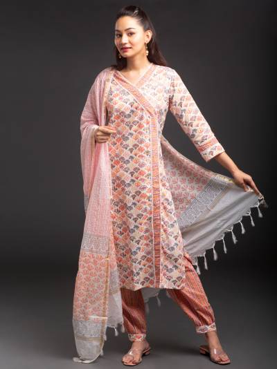 PEACH FLORAL PRINT KURTA DUPATTA SET