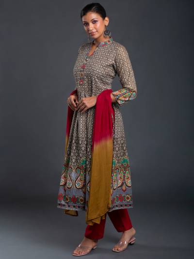 WALNUT BROWN PRINT KURTA DUPATTA SET