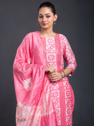 ROUGE PINK BATIK PRINT KURTA DUPATTA SET